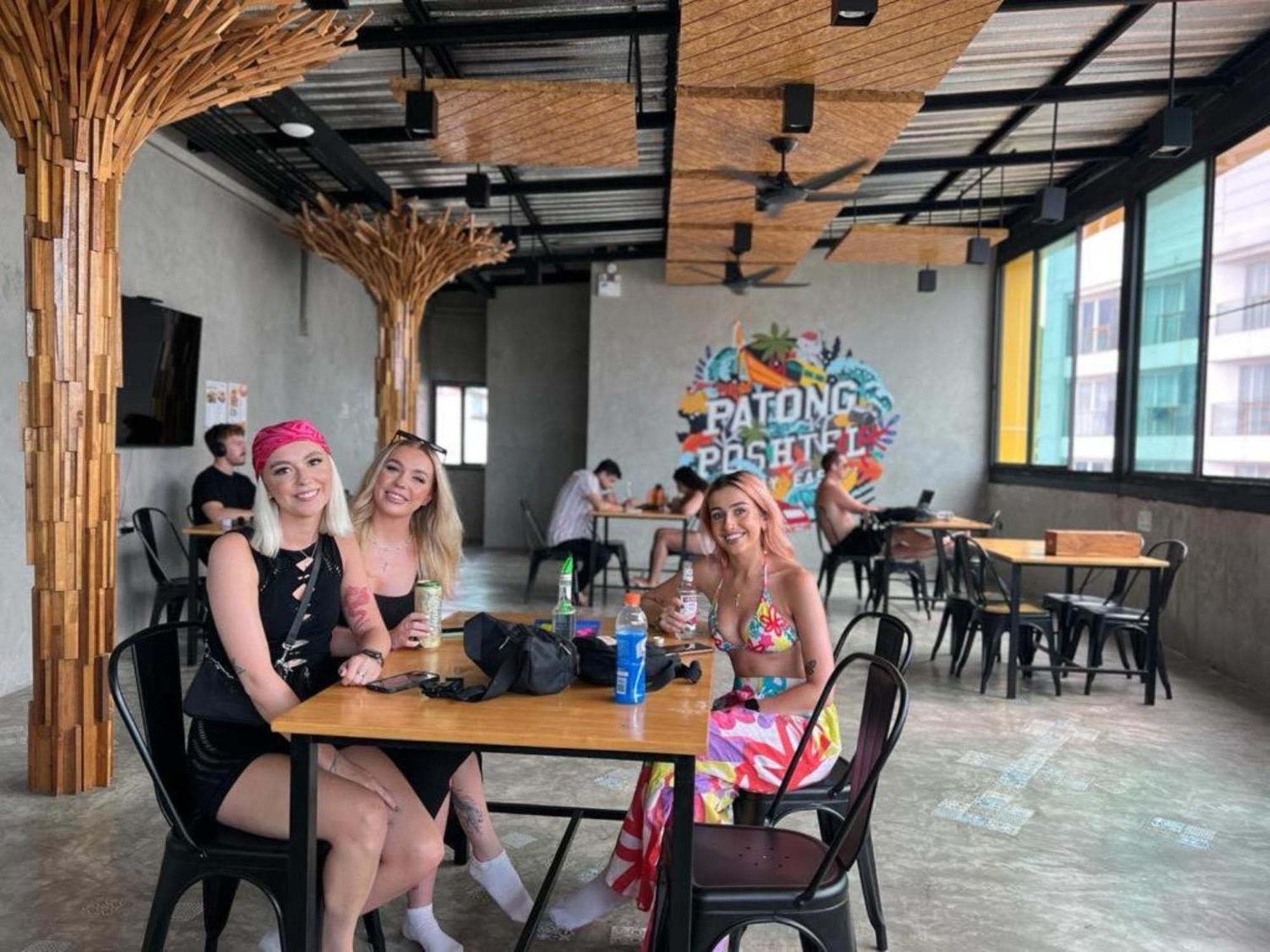 Patong Poshtel (Adults Only) Hostel Exterior photo